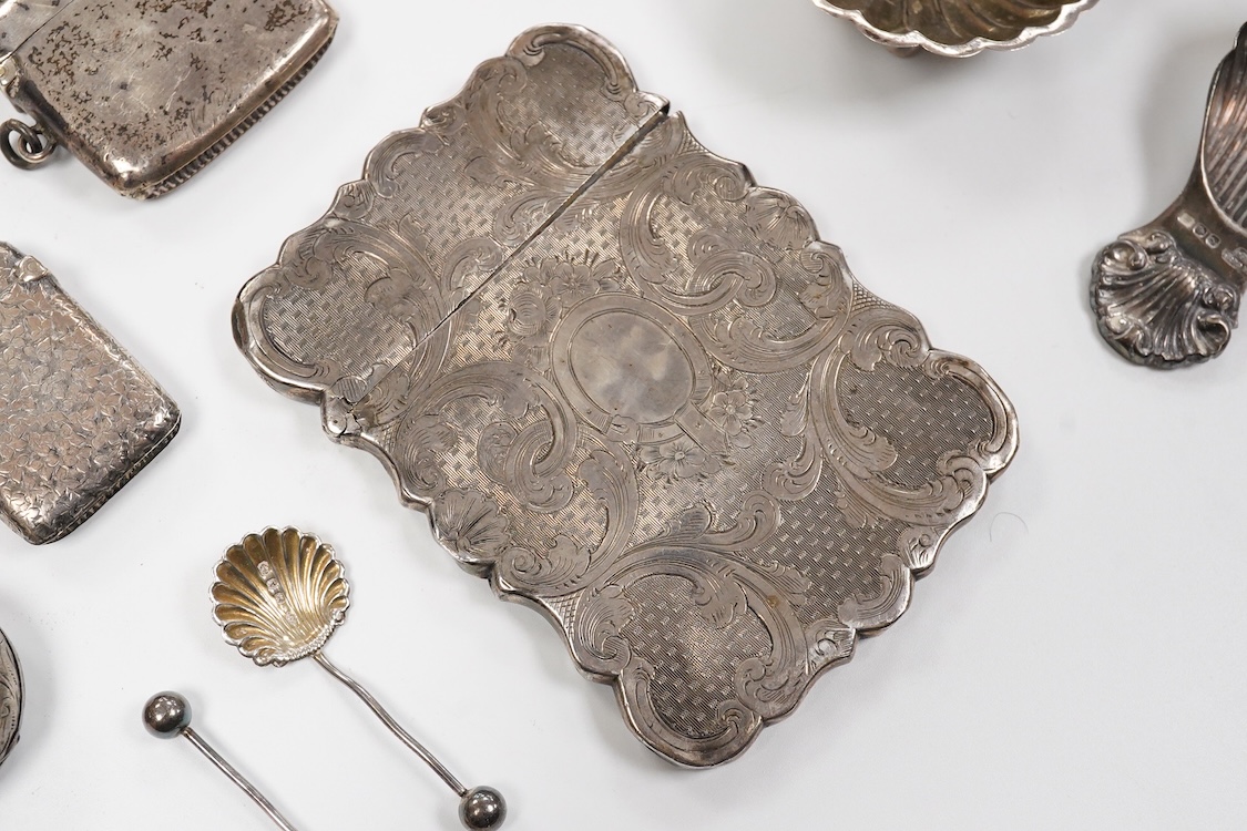 Small silver including a pair of Victorian provincial fiddle pattern sauce ladles, Robert Williams & Sons, Exeter, 1845, 16.6cm, a Victorian card case by Hilliard & Thomasson, two vesta cases, a sovereign case, a 1970's